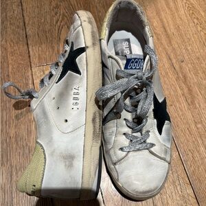 Golden Goose Superstar Leather & Suede Hidden Lift Low-Top Sneakers, size 9